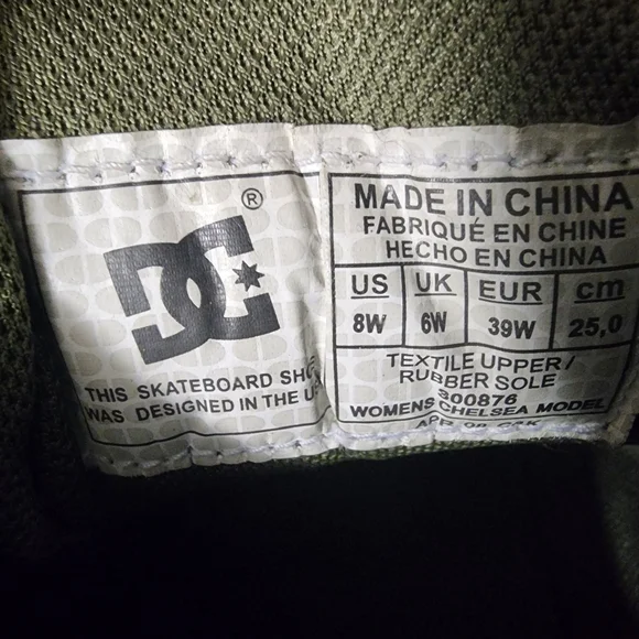 DC Shoes Women's Size 8W Chelsea Model - Picture 6 of 6